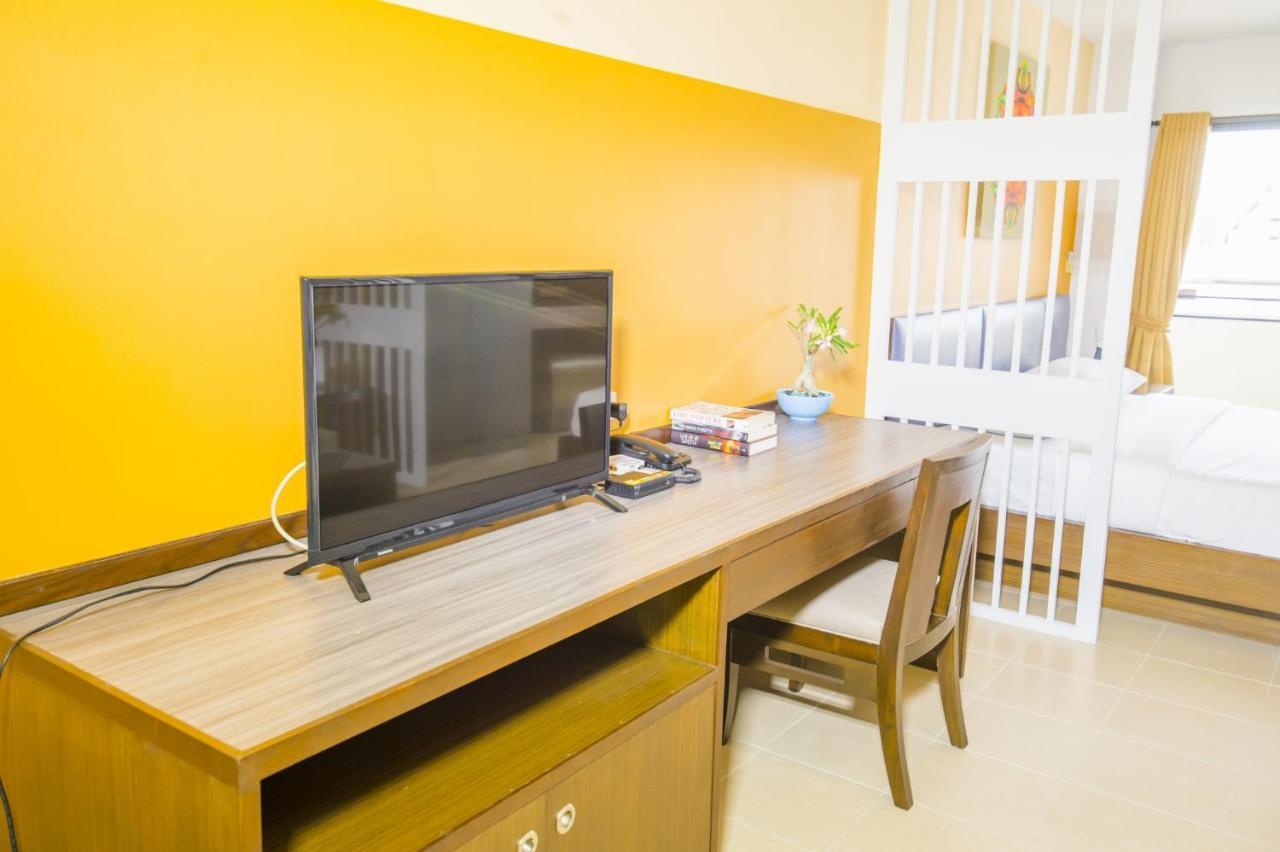 Sitara Place Serviced Apartment & Hotel Бангкок Екстер'єр фото
