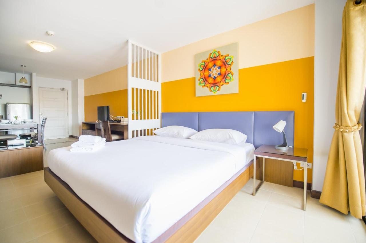Sitara Place Serviced Apartment & Hotel Бангкок Екстер'єр фото